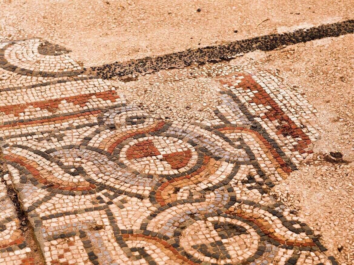 mosaic making workshop